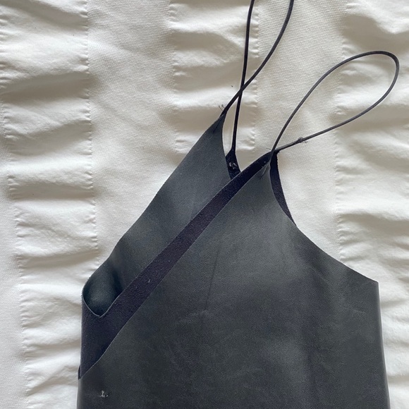 Leather tank - Picture 3 of 4